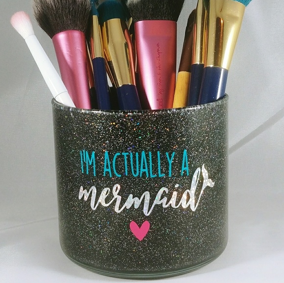Other - ✨Makeup Brush Holder❤✨
